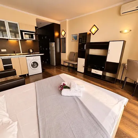 Hermann's Sea View - Bendita Mare Golden Sands